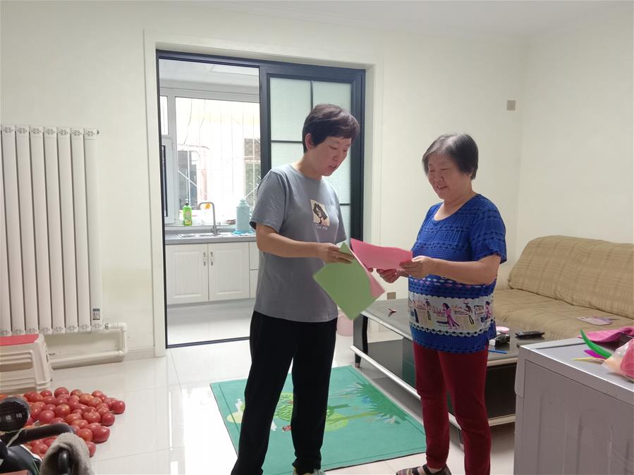 （在習(xí)近平新時(shí)代中國(guó)特色社會(huì)主義思想指引下&mdash;&mdash;新時(shí)代新作為新篇章&middot;習(xí)近平總書記關(guān)切事&middot;圖文互動(dòng)）（3）讓&ldquo;舌尖上的節(jié)約&rdquo;成為習(xí)慣&mdash;&mdash;全社會(huì)營(yíng)造浪費(fèi)可恥、節(jié)約為榮的氛圍掃描