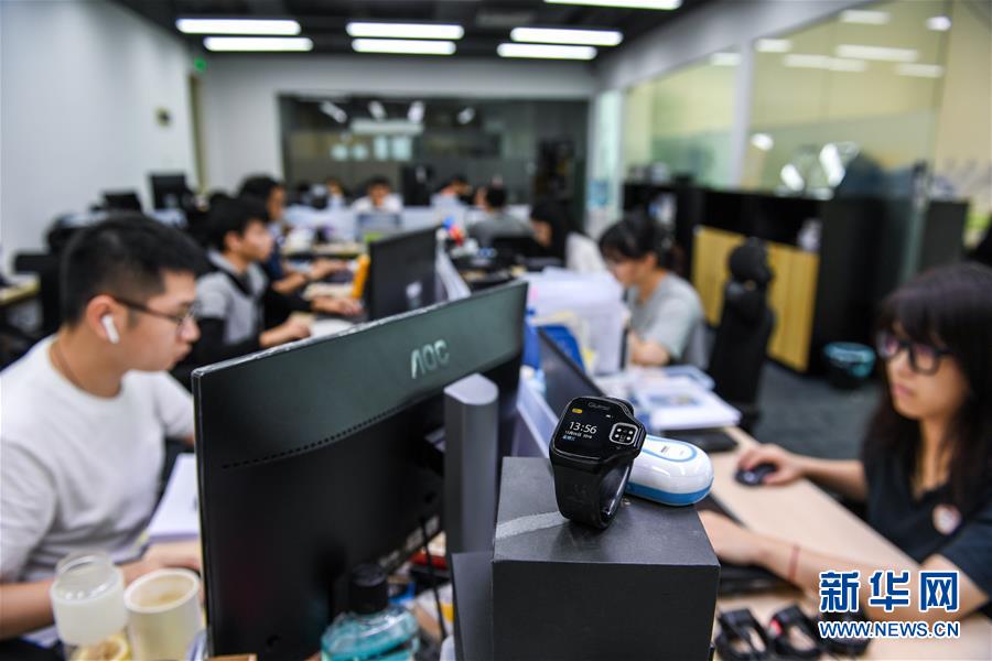 （新華全媒頭條&middot;圖文互動(dòng)）（10）從&ldquo;中國(guó)速度&rdquo;到&ldquo;中國(guó)高度&rdquo;&mdash;&mdash;深圳特區(qū)啟示錄