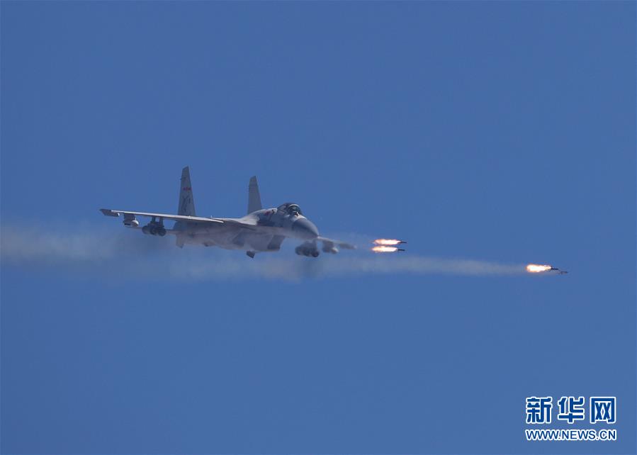 （在習(xí)近平強軍思想指引下&middot;我們在戰(zhàn)位報告&middot;圖文互動）（4）奮飛在新時代的海天&mdash;&mdash;海軍某艦載航空兵部隊備戰(zhàn)打仗記事