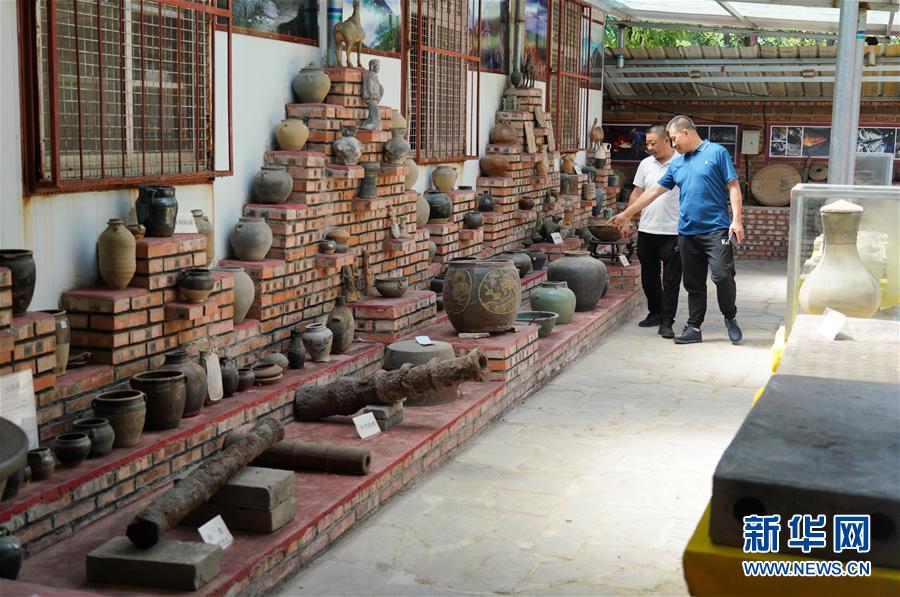 （新華全媒頭條&middot;走向我們的小康生活&middot;圖文互動(dòng)）（9）長(zhǎng)城腳下，小康村串成&ldquo;珍珠鏈&rdquo;