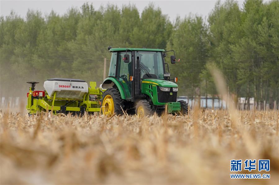 （新華全媒頭條&middot;圖文互動）（10）為現(xiàn)代農(nóng)業(yè)探新路&mdash;&mdash;來自吉林梨樹的田野報告