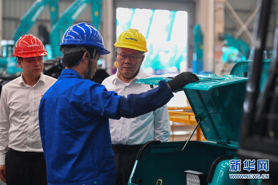 （落實&ldquo;六穩(wěn)&rdquo;&ldquo;六保&rdquo;企業(yè)見聞&middot;圖文互動）（7）&ldquo;智慧工廠&rdquo;引領&ldquo;生產(chǎn)節(jié)拍&rdquo;&mdash;&mdash;走進山河智能一探究竟