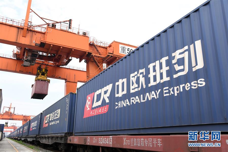 （新華全媒頭條&middot;圖文互動(dòng)）（11）奮斗結(jié)碩果，再寫新篇章&mdash;&mdash;寫在共和國71周年華誕之際