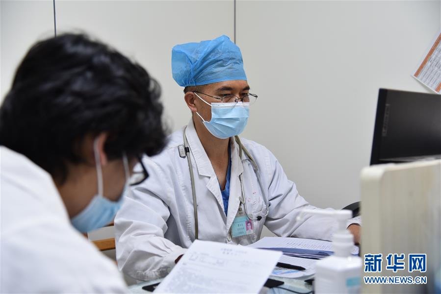 （圖文互動(dòng)）（4）醫(yī)療服務(wù)&ldquo;不打烊&rdquo;&mdash;&mdash;國慶假期醫(yī)院走訪見聞