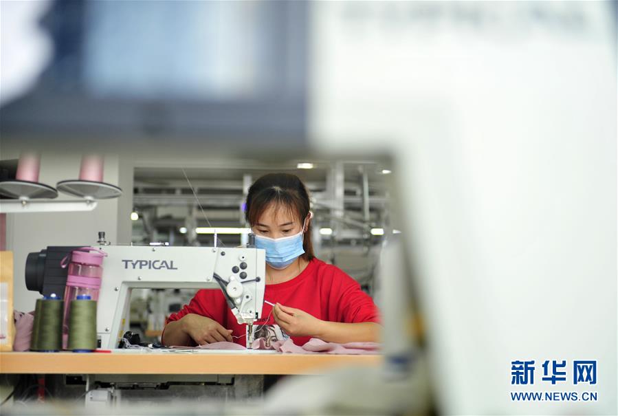 （中國(guó)網(wǎng)事&middot;圖文互動(dòng)）（6）一場(chǎng)&ldquo;遷徙&rdquo;，幾番&ldquo;播種&rdquo;&mdash;&mdash;記京津冀協(xié)同發(fā)展中的&ldquo;探路者&rdquo;