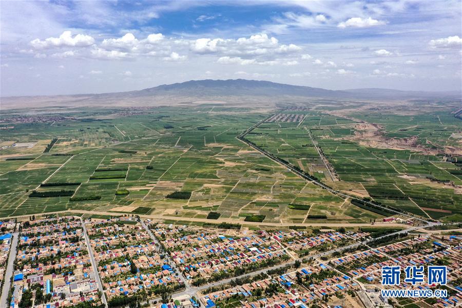 (新華全媒頭條·百萬大移民·圖文互動(dòng))(3)從大山深處到大河之畔——寧夏持續(xù)移民百萬“拔窮根”啟示