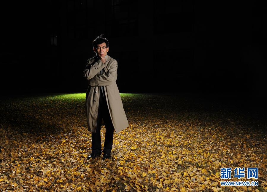 (在習(xí)近平新時代中國特色社會主義思想指引下——新時代新作為新篇章·習(xí)近平總書記關(guān)切事·圖文互動)(8)探“微觀世界” 抓“關(guān)鍵變量”——我國科學(xué)家與量子“糾纏”的故事