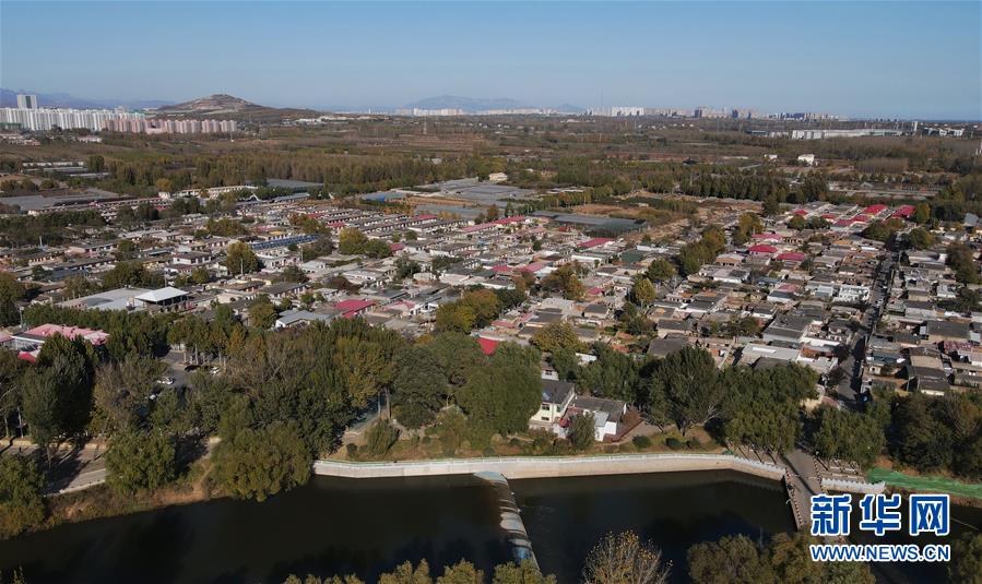 （全面建成小康社會(huì)&ldquo;百城千縣萬村調(diào)研行&rdquo;&middot;圖文互動(dòng)）（1）北戴河村：藝術(shù)院落&ldquo;點(diǎn)亮&rdquo;鄉(xiāng)村致富路