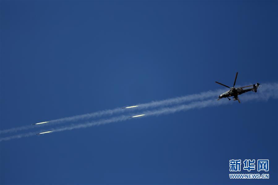 （在習(xí)近平強(qiáng)軍思想指引下&middot;我們在戰(zhàn)位報(bào)告&middot;圖文互動）（3）將強(qiáng)軍使命書寫在祖國的藍(lán)天上&mdash;&mdash;陸軍第77集團(tuán)軍某陸航旅聚焦練兵備戰(zhàn)記事