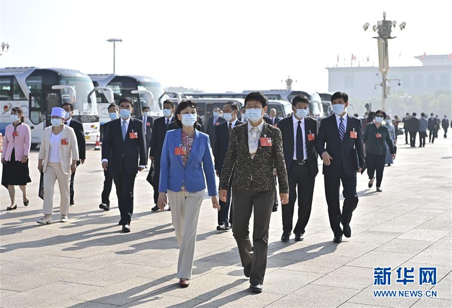 （兩會(huì)&middot;人大開幕&middot;XHDW）（3）十三屆全國(guó)人大三次會(huì)議開幕