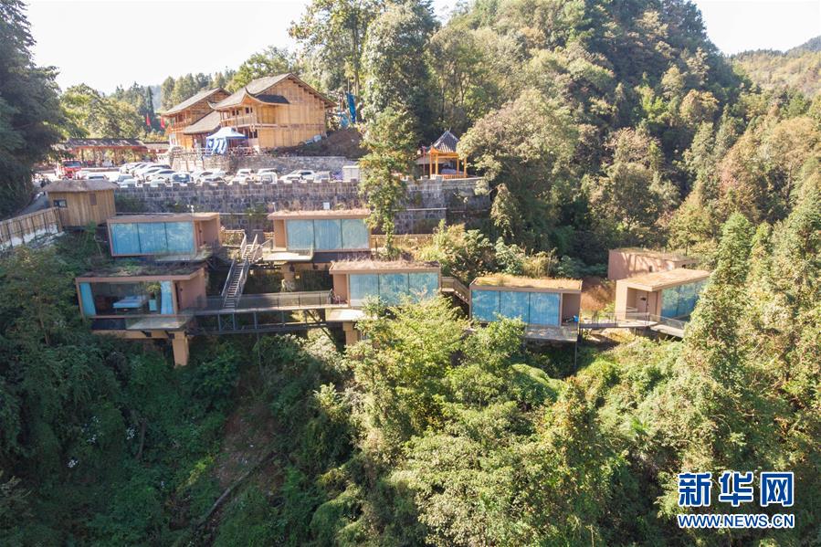 (在習(xí)近平新時(shí)代中國特色社會(huì)主義思想指引下——新時(shí)代新作為新篇章·總書記關(guān)切脫貧事·圖文互動(dòng))(3)精準(zhǔn)扶貧:提速脫貧奔小康