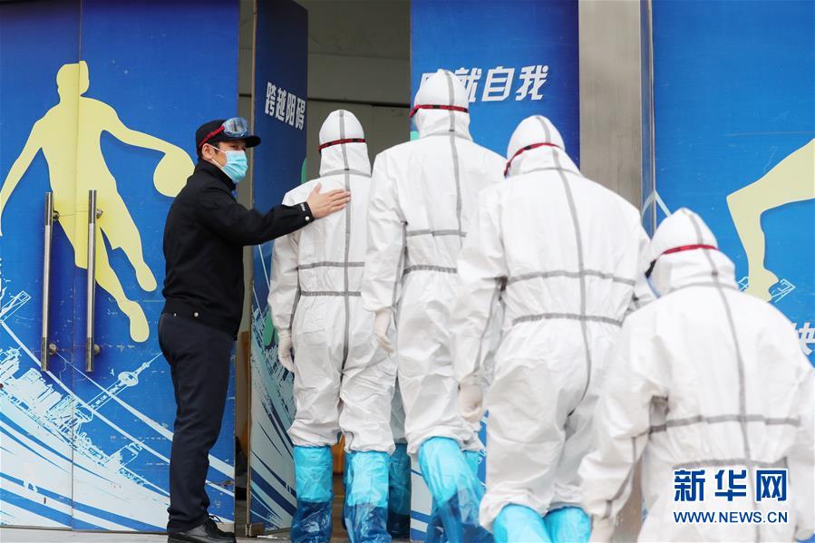 （習(xí)近平致敬的戰(zhàn)&ldquo;疫&rdquo;英雄&middot;公安干警篇&middot;圖文互動）（2）他們，抗疫一線鑄警魂