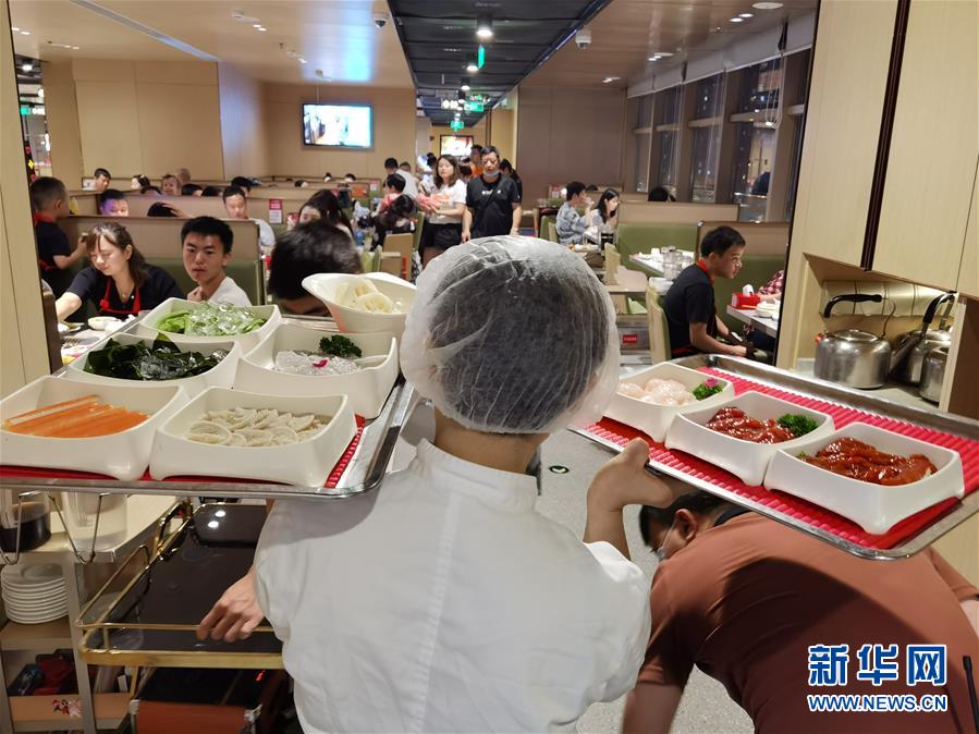 （在習近平新時代中國特色社會主義思想指引下&mdash;&mdash;新時代新作為新篇章&middot;習近平總書記關切事&middot;圖文互動）（2）珍惜盤中餐，狠剎浪費風&mdash;&mdash;各地積極行動堅決制止餐飲浪費