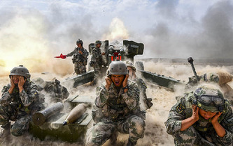 &ldquo;火力-2017&middot;青銅峽&rdquo; 站在怒吼的火炮背后有多震撼？