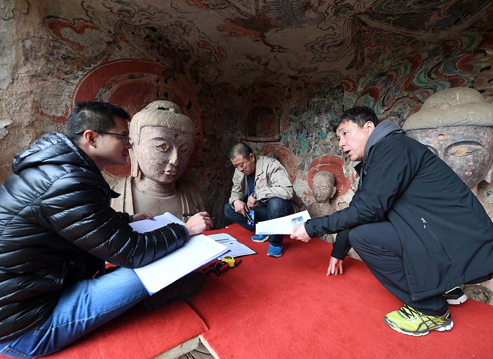 以習(xí)近平新時(shí)代中國特色社會(huì)主義思想開啟新征程