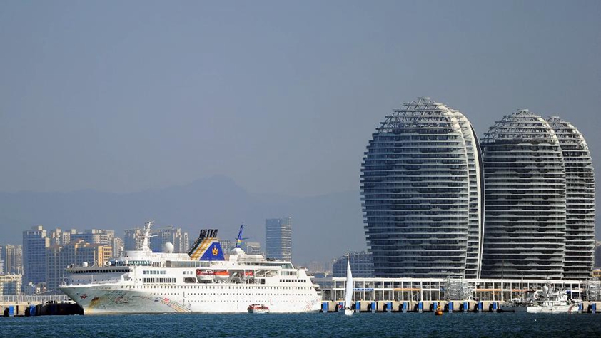 春潮拍岸千帆進&mdash;&mdash;海南特區(qū)改革開放30年紀實