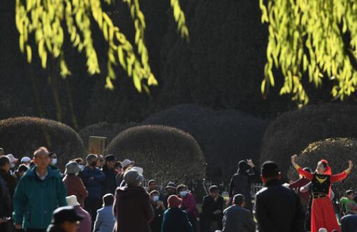 &ldquo;西寧藍(lán)&rdquo;是怎么煉成的&mdash;&mdash;西寧市&ldquo;藍(lán)天保衛(wèi)戰(zhàn)&rdquo;見(jiàn)聞