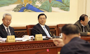 張德江參加全國(guó)人大常委會(huì)第五次會(huì)議分組審議