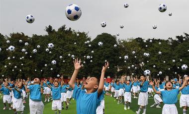 到校園去！國(guó)產(chǎn)體育品牌的&ldquo;市場(chǎng)下沉&rdquo;之路走得順暢嗎？