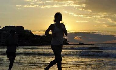 打好心理防疫戰(zhàn)，從堅(jiān)持運(yùn)動(dòng)做起！