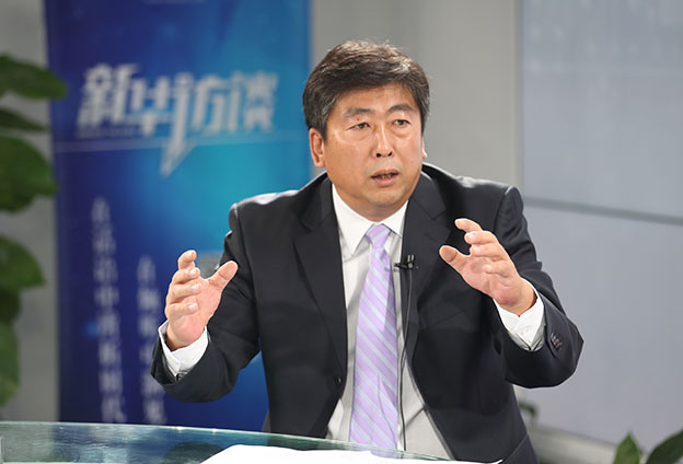 最根本的就是錢從哪里來、人往哪里去。