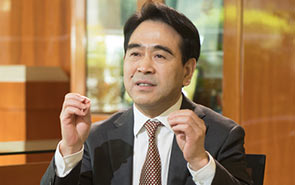 【第二十三期】沈仁康：把&ldquo;服務(wù)民企&rdquo;融入基因，在&ldquo;破解痛點(diǎn)&rdquo;中共生共贏