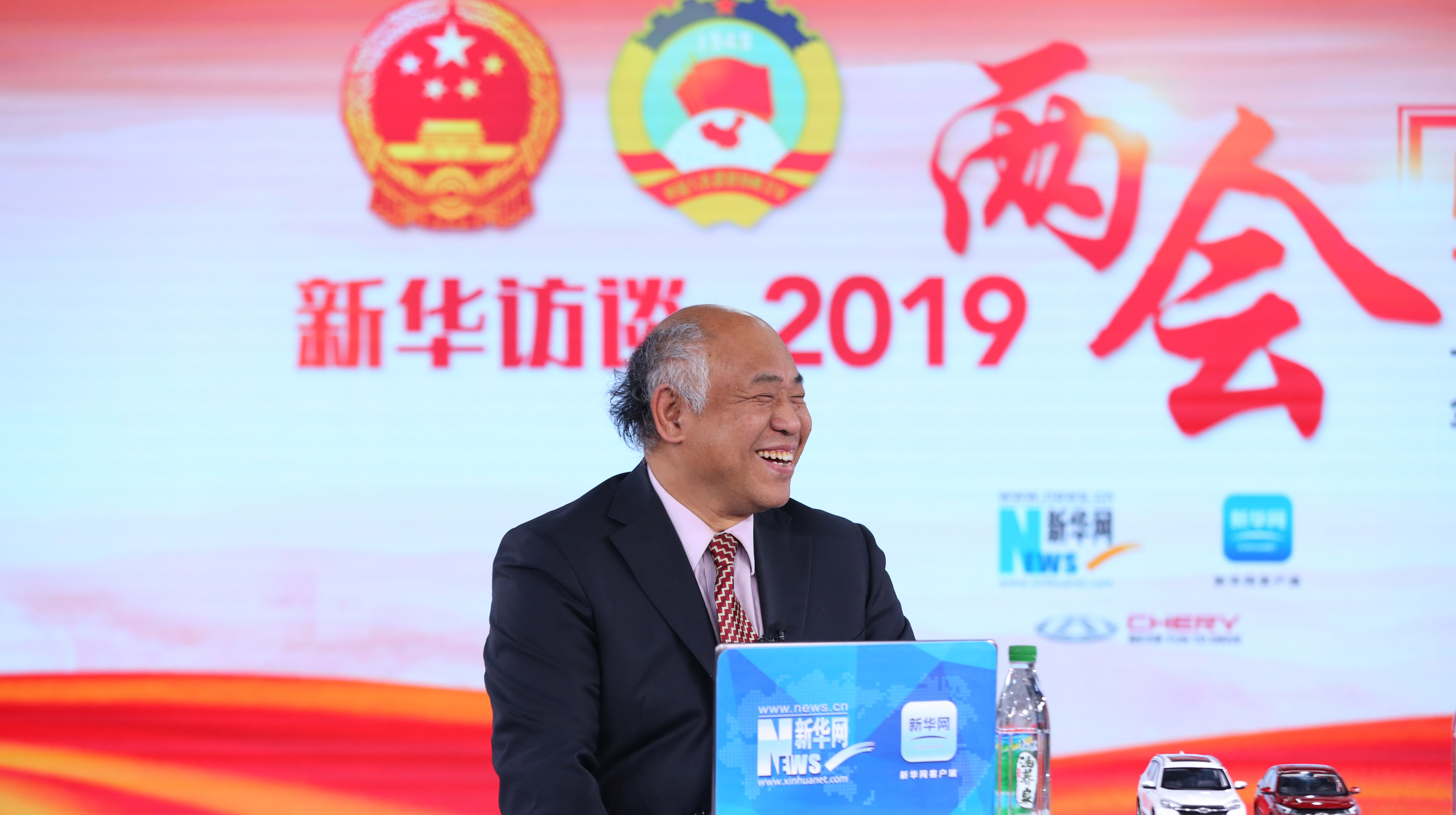 楊宜勇：宏觀調(diào)控首次將就業(yè)與財政、貨幣政策工具并列