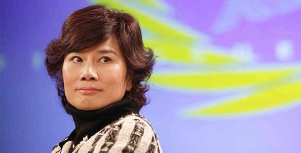 格力集團董事長董明珠&mdash;&mdash;始終堅持走專業(yè)化的發(fā)展道路，通過自主創(chuàng)新的核心科技，在制冷領(lǐng)域不斷謀求縱深發(fā)展；始終堅持為用戶提供節(jié)能、環(huán)保和舒適的產(chǎn)品，不斷改變?nèi)藗兊纳罘绞剑纳迫祟惖纳姝h(huán)境，創(chuàng)造真正的社會價值。