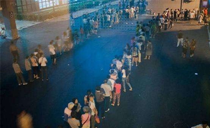 大醫(yī)院人滿為患，社區(qū)醫(yī)院門可羅雀怎么破？