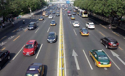 搖號、限行都是&ldquo;沒辦法的辦法&rdquo;