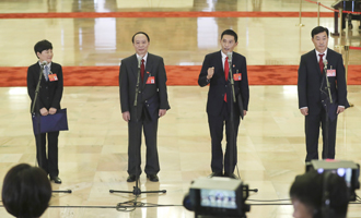 邱賽珍、張蜀新、潘克剛、李新民代表接受采訪