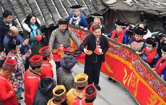 新起點，書寫新時代的新答卷&mdash;&mdash;從2018年全國兩會看決勝全面建成小康社會