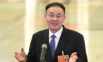 國家郵政局局長馬軍勝在&ldquo;部長通道&rdquo;接受采訪