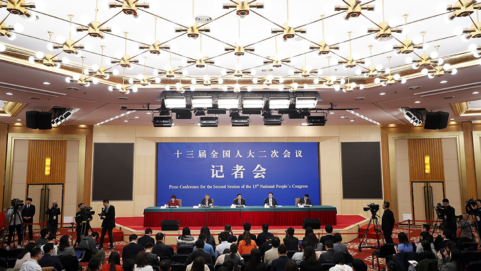 肖亞慶等就&ldquo;國(guó)有企業(yè)改革發(fā)展&rdquo;答記者問(wèn)