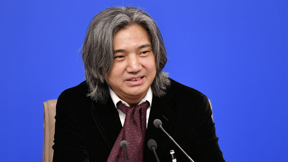 全國政協(xié)常委、文化文史和學(xué)習(xí)委員會委員，中國美術(shù)館館長，中國美術(shù)家協(xié)會副主席 吳為山