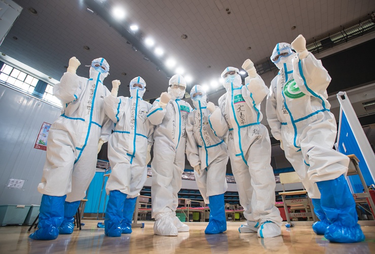 新華社評(píng)論員：織密公共衛(wèi)生防護(hù)網(wǎng)，筑牢人民健康安全線