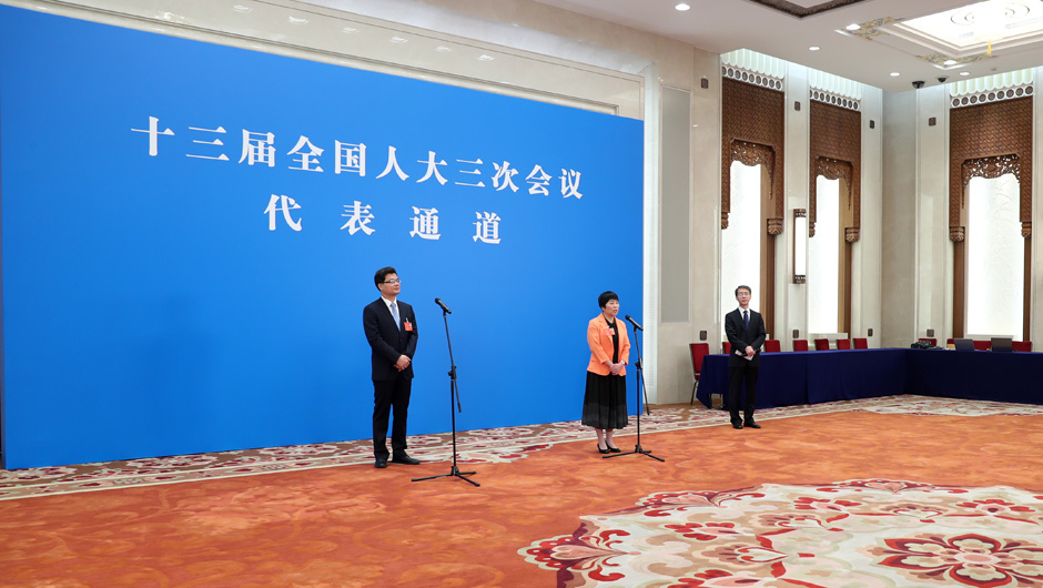 &ldquo;代表通道&rdquo;現(xiàn)場(chǎng)