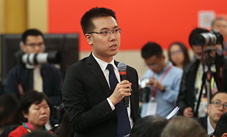 中央電視臺(tái)、中國(guó)國(guó)際電視臺(tái)記者提問(wèn)