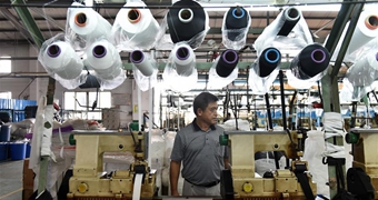 人民日報評論員：歷史不能選擇，現(xiàn)在可以把握，未來可以開創(chuàng)