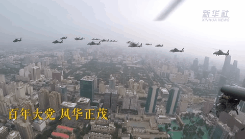 獨家視角！空中梯隊飛過天安門