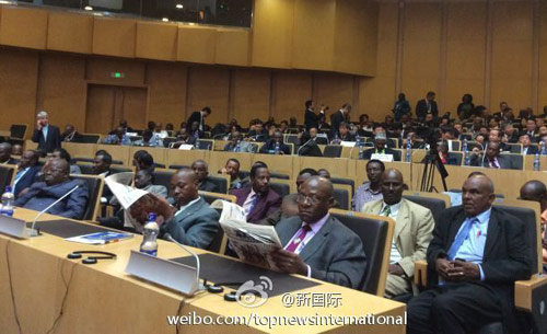 李克強(qiáng)即將在非盟總部發(fā)表演講，請(qǐng)柬&ldquo;一柬難求&rdquo;。圖片來源：&ldquo;新國(guó)際&rdquo;微博。