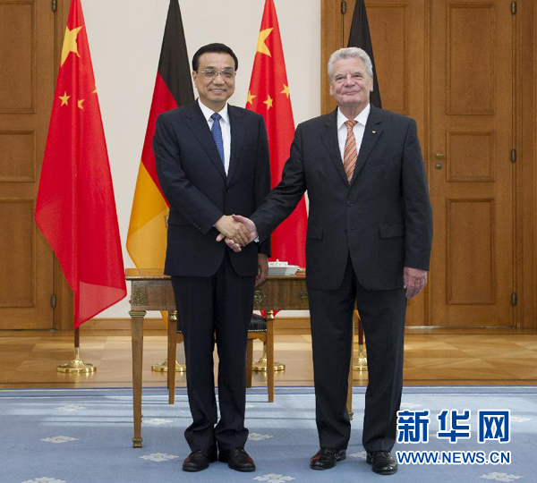 10月10日，國務院總理李克強在柏林會見德國總統(tǒng)高克。 新華社記者 王曄 攝 