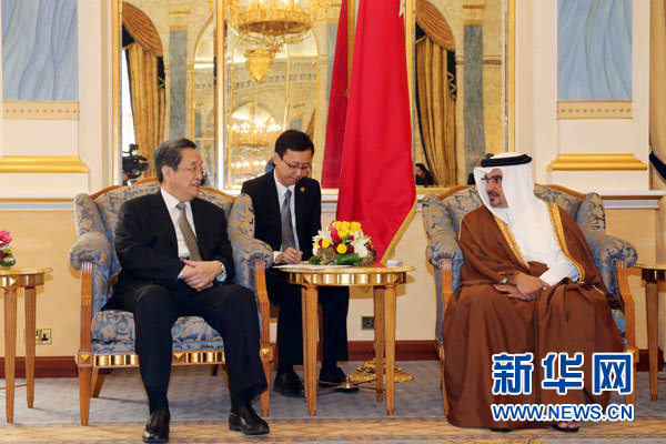 11月6日，正在巴林進行正式友好訪問的全國政協(xié)主席俞正聲在麥納麥會見巴林王儲薩勒曼。 新華社記者劉衛(wèi)兵攝