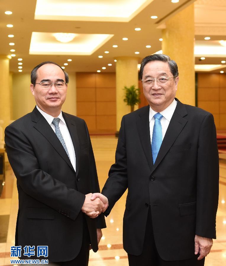 12月25日至27日，中共中央政治局常委、全國(guó)政協(xié)主席俞正聲對(duì)越南進(jìn)行正式訪問。這是12月26日，俞正聲在河內(nèi)與越南祖國(guó)陣線主席阮善仁舉行會(huì)談。 新華社記者劉建生攝