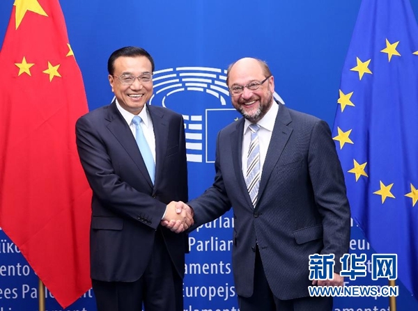 當(dāng)?shù)貢r間6月29日上午，國務(wù)院總理李克強(qiáng)在布魯塞爾會見歐洲議會議長舒爾茨。 新華社記者 龐興雷 攝