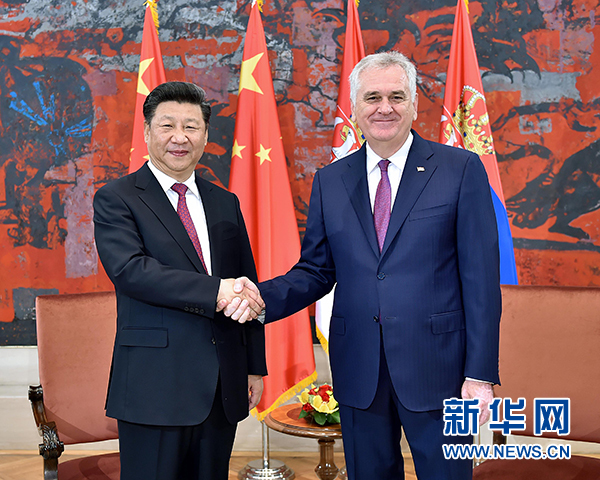 6月18日，國(guó)家主席習(xí)近平在貝爾格萊德同塞爾維亞總統(tǒng)尼科利奇舉行會(huì)談。 新華社記者 李濤 攝 