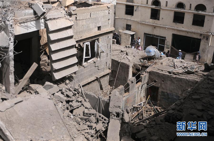 （國際）（2）沙特領(lǐng)導的多國聯(lián)軍空襲也門致9人死亡