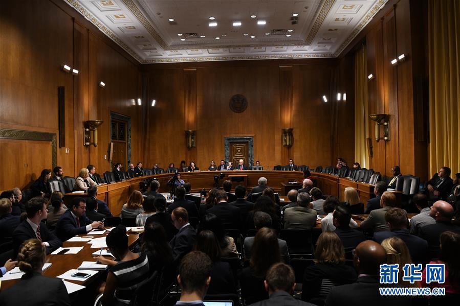 （XHDW&middot;圖文互動）（1）特寫：關(guān)稅陰云下美汽車行業(yè)憂心忡忡