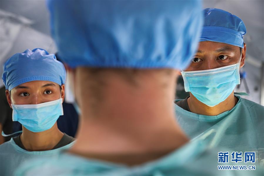 (國際·圖文互動)(5)向?qū)崙?zhàn)化聚焦 向深度融合拓展——中德“聯(lián)合救援-2019”衛(wèi)勤實兵聯(lián)合演習(xí)亮點(diǎn)回眸