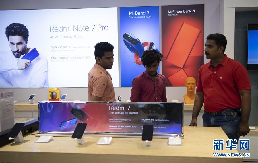 （習(xí)近平出訪配合稿&middot;圖文互動(dòng)）（5）特稿：電影、瑜伽、智能手機(jī)&mdash;&mdash;中印兩個(gè)文明古國(guó)交往&ldquo;新故事&rdquo;